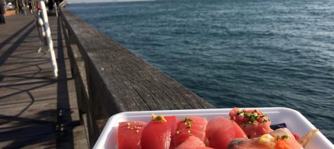 Fresh sushi time at Karato fish market